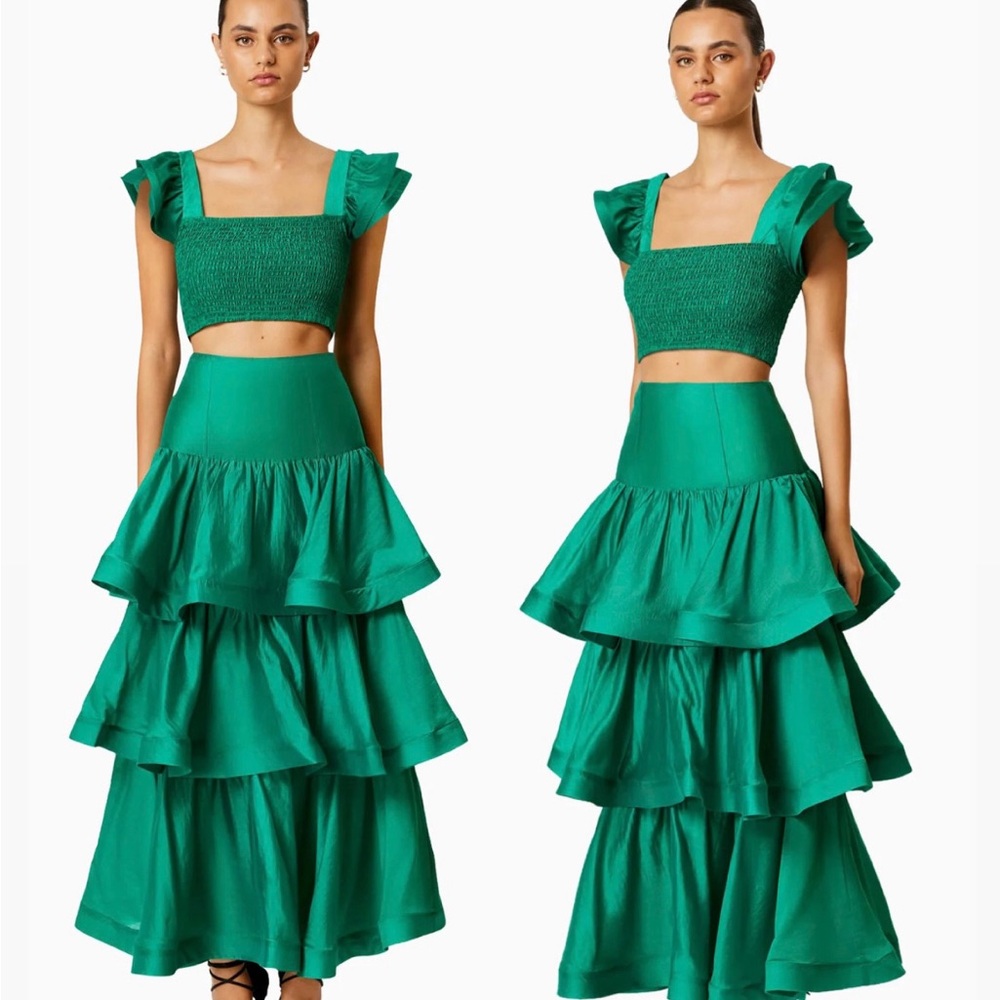 ELLIAT | Resort fitted set in green